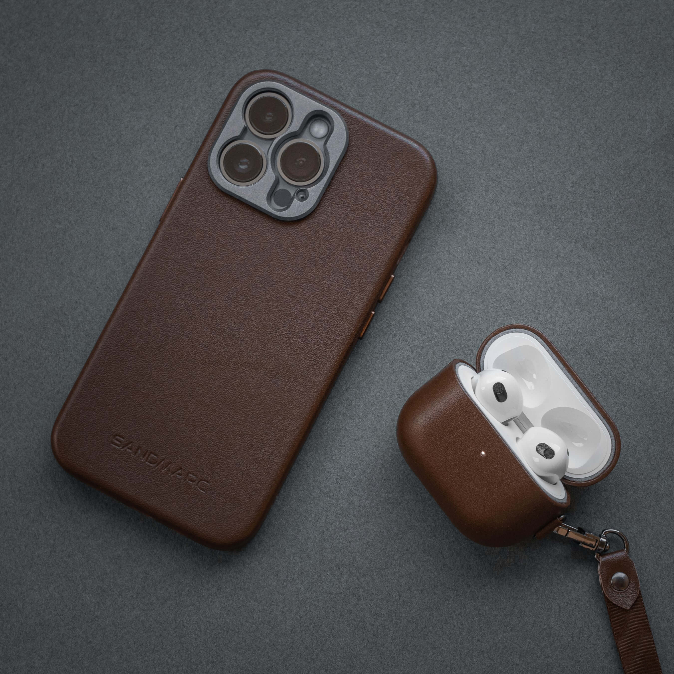 Refurbished Leather Edition - AirPods Pro Case - Image 16