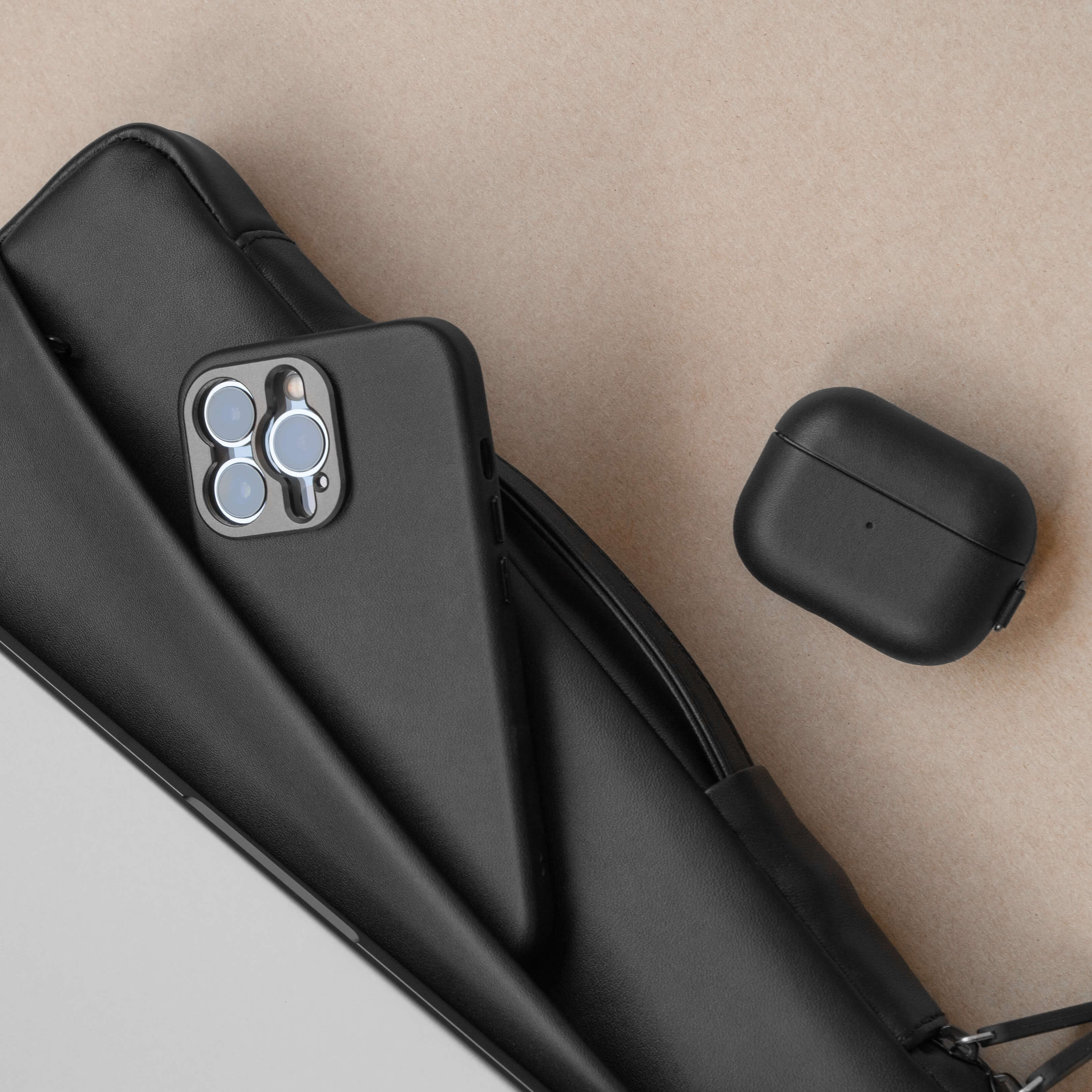 Refurbished Leather Edition - AirPods Pro Case - Image 19