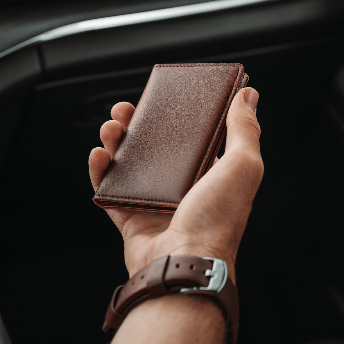 Refurbished Everyday Leather Wallet - Image 2