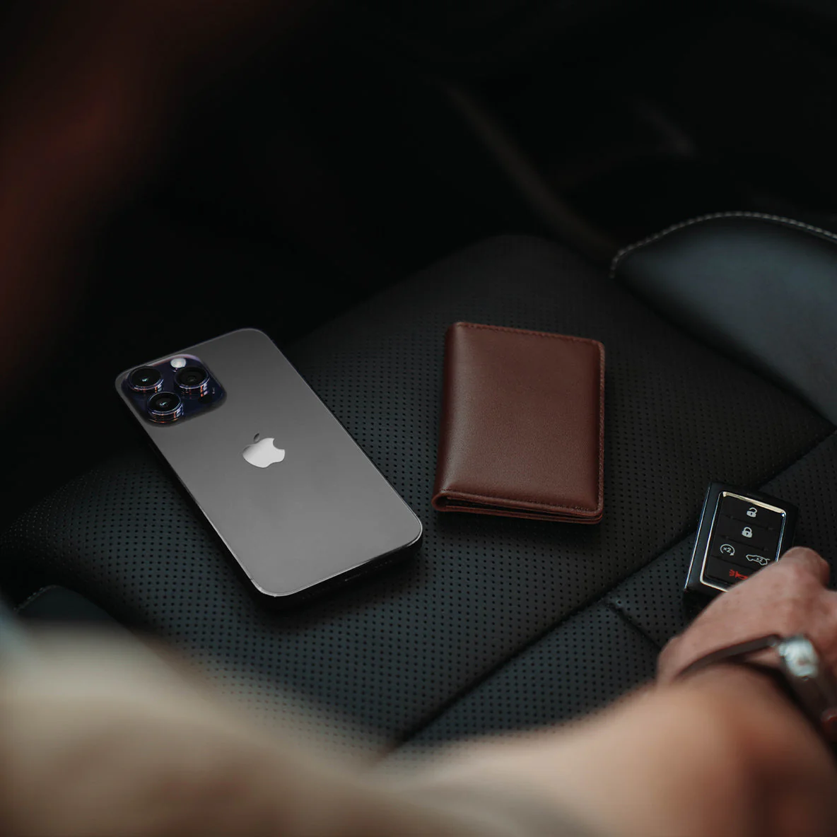Refurbished Everyday Leather Wallet - Image 6