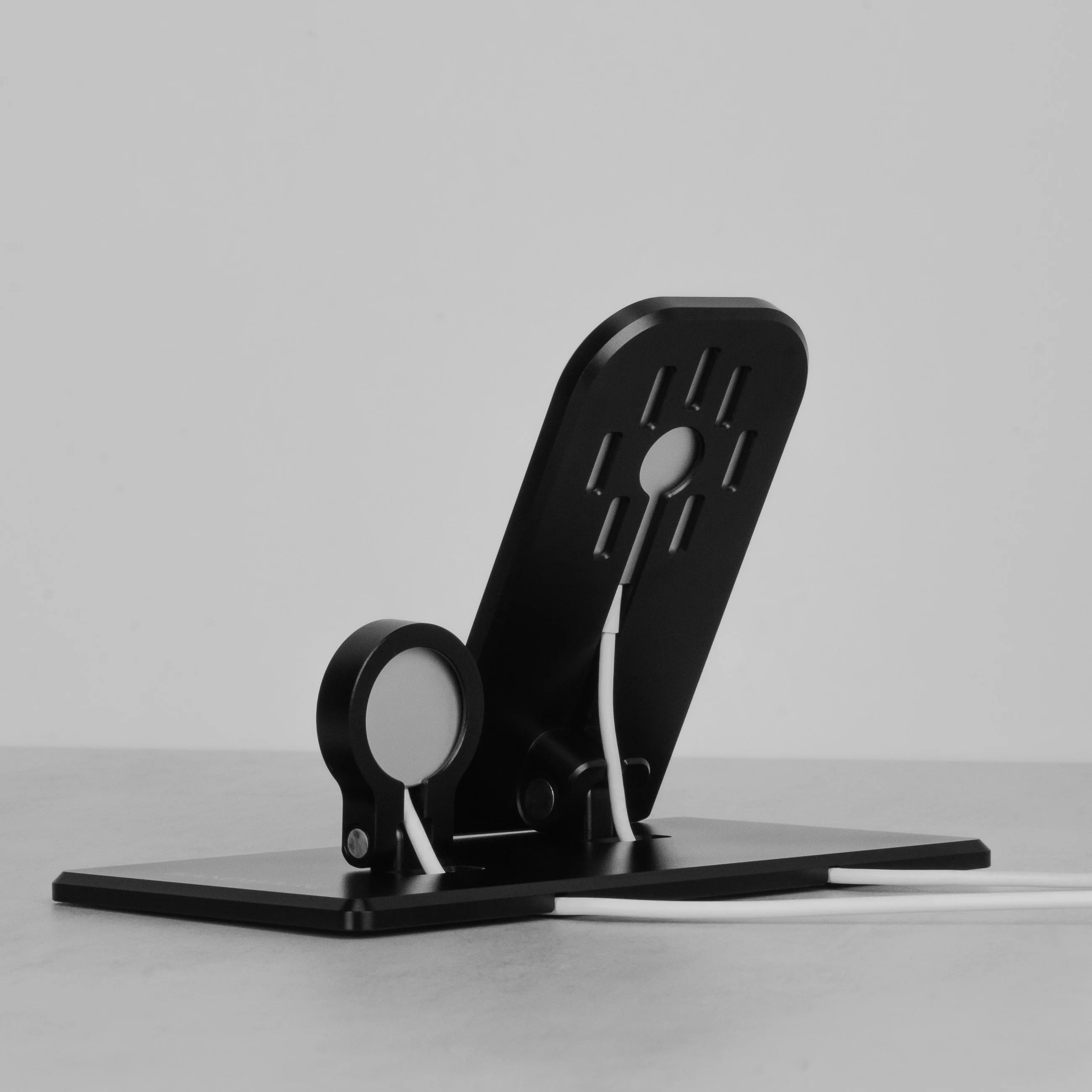 Refurbished Flex Dock - MagSafe & Apple Watch - Image 6