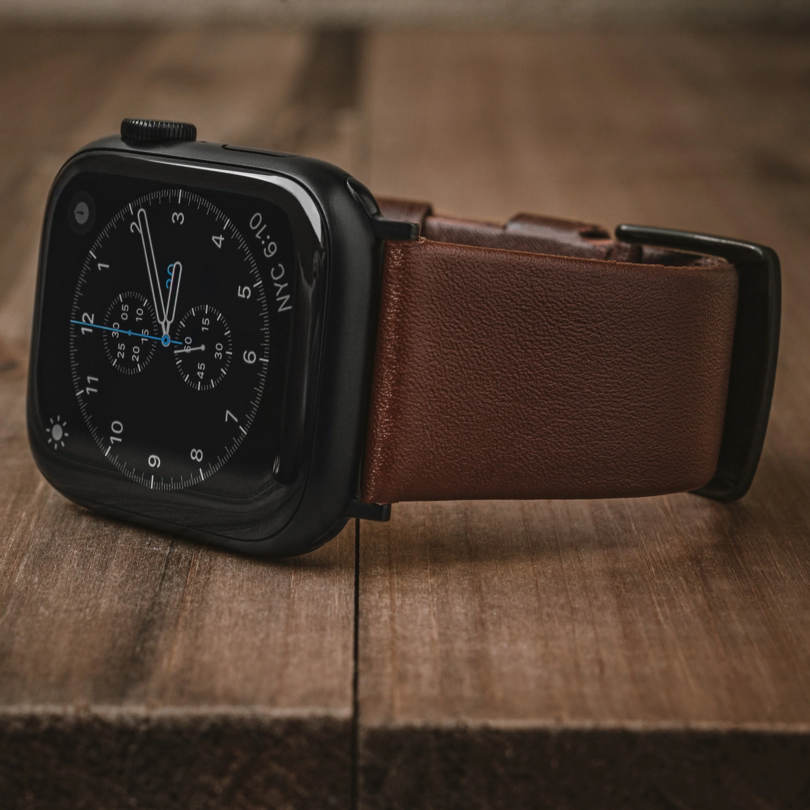 Refurbished Leather Edition - Apple Watch Band - Image 4