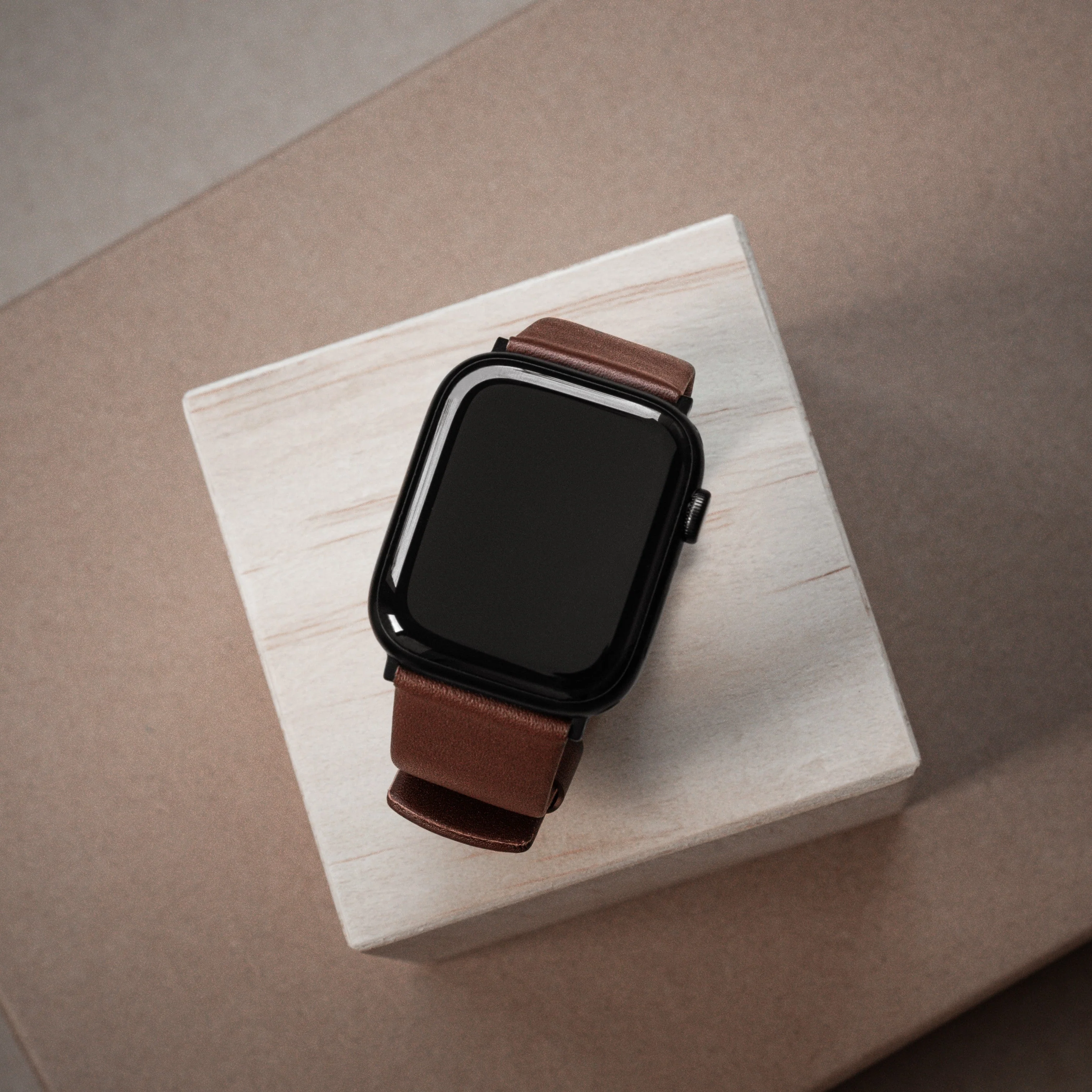 Refurbished Leather Edition - Apple Watch Band - Image 6