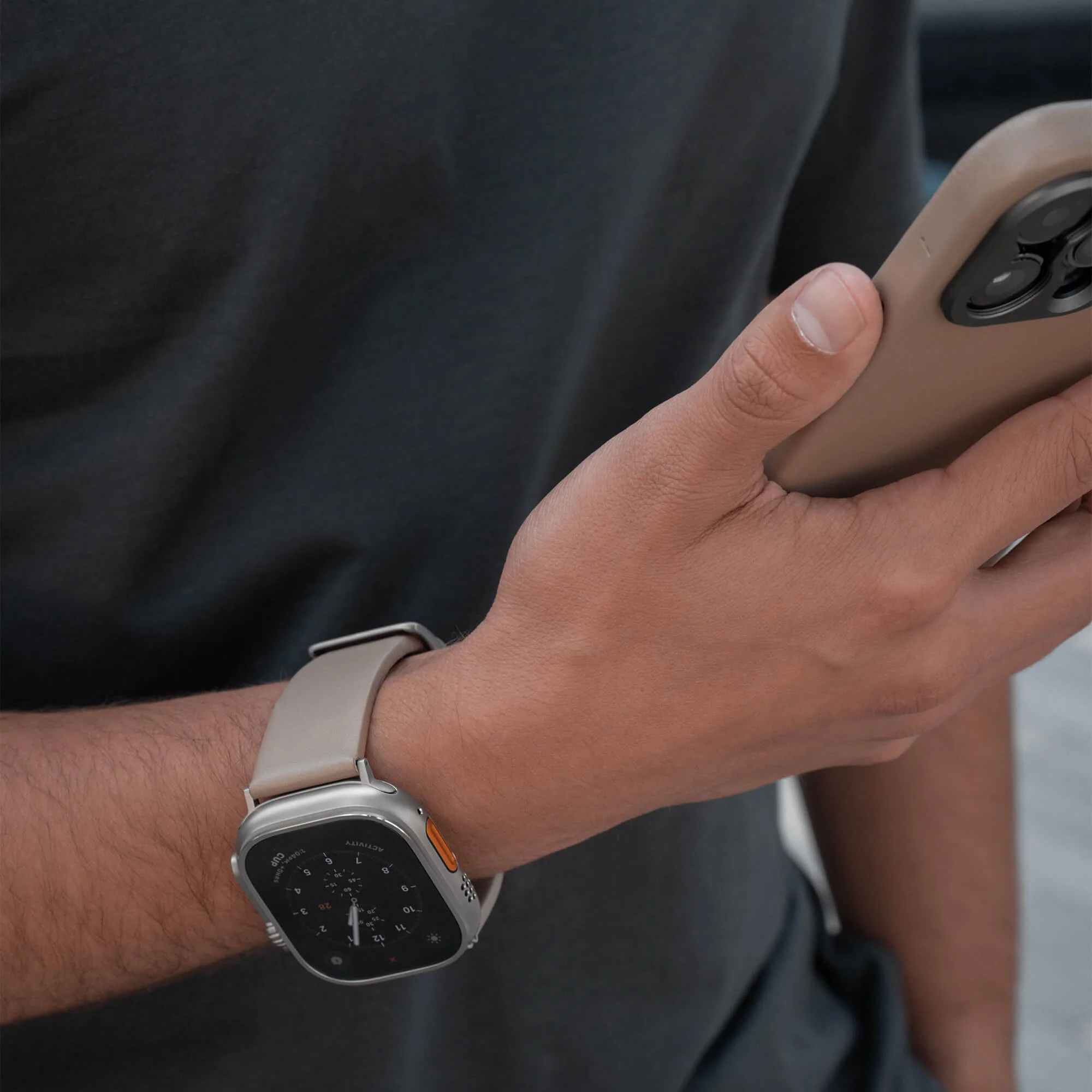 Refurbished Leather Edition - Apple Watch Ultra Band - Image 22