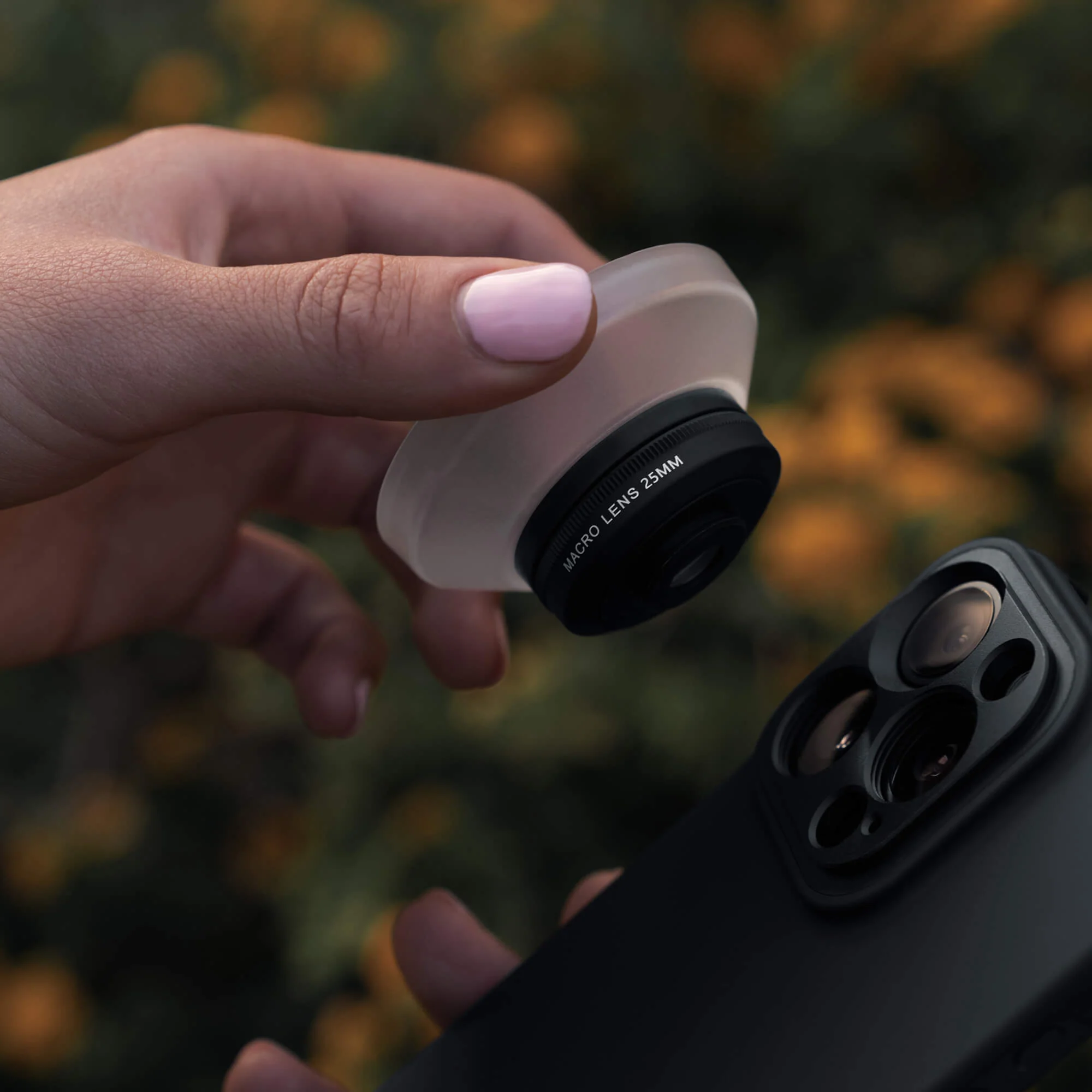 Refurbished Macro Lens Edition - iPhone 16 - Image 13
