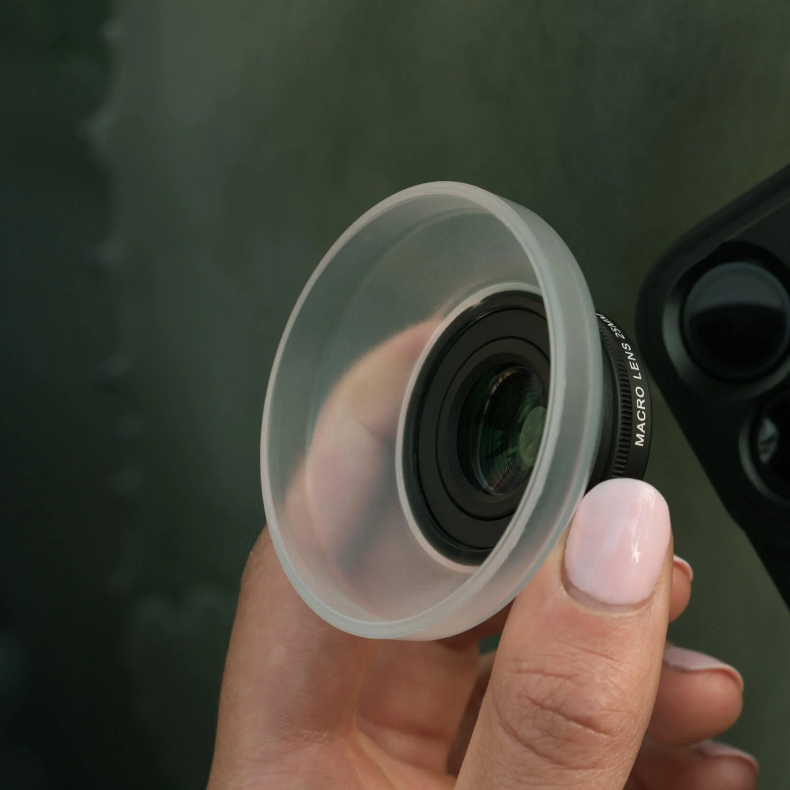 Refurbished Macro Lens Edition - iPhone 17 Pro - Image 4