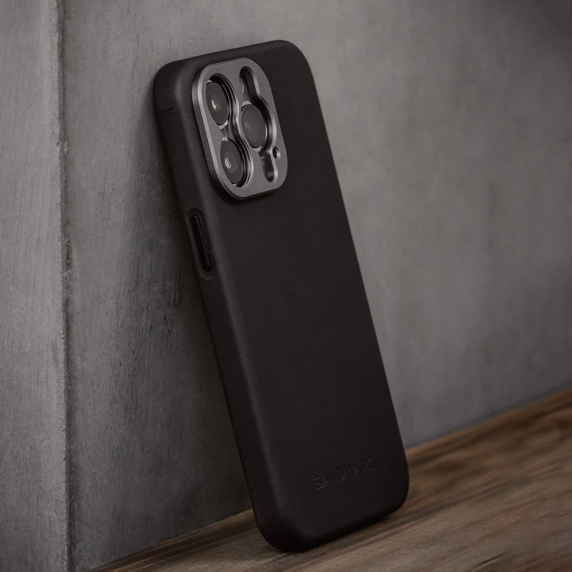 Refurbished Pro Case - iPhone 14 Pro - Image 2