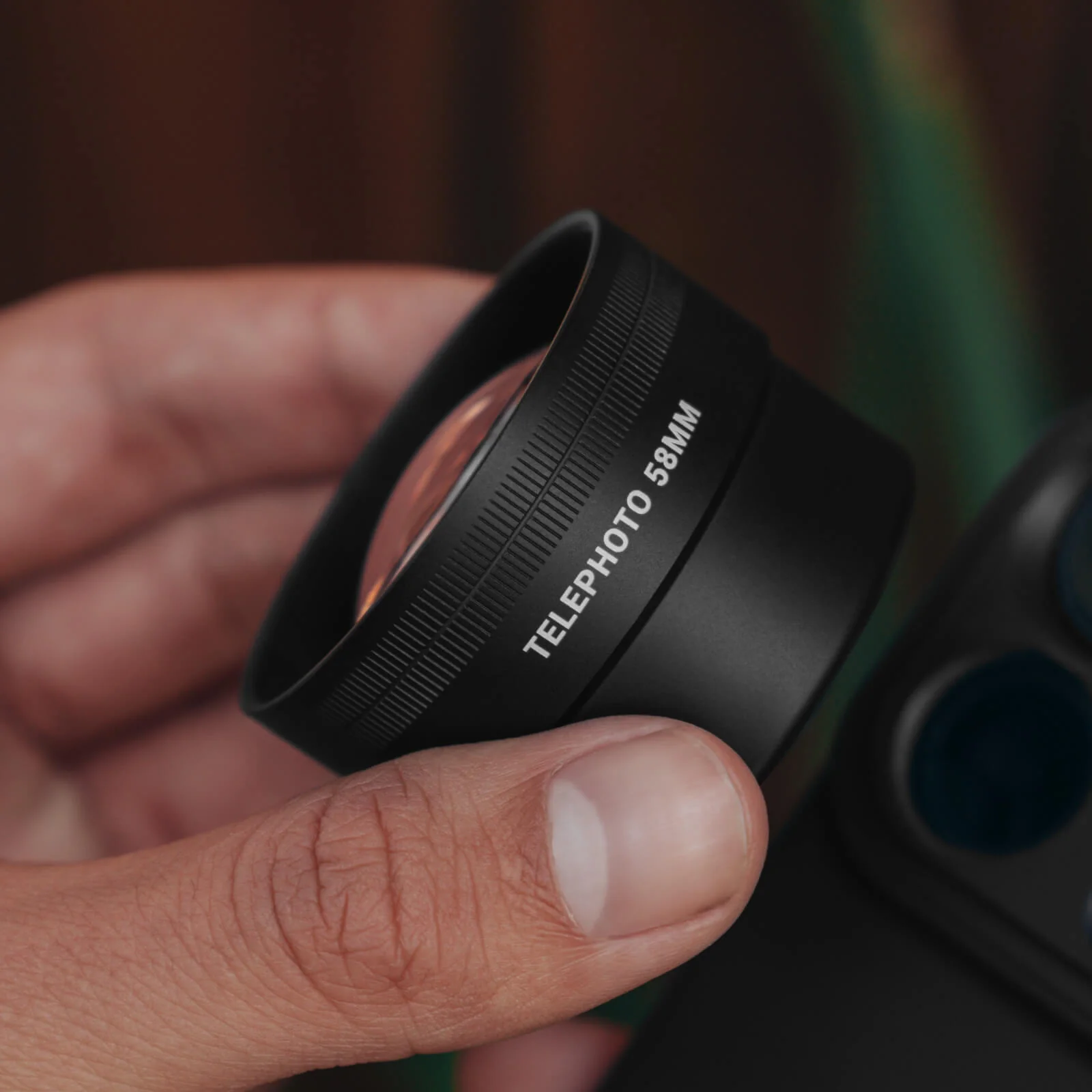 Refurbished Telephoto 2x Lens Edition - iPhone 17 - Image 10