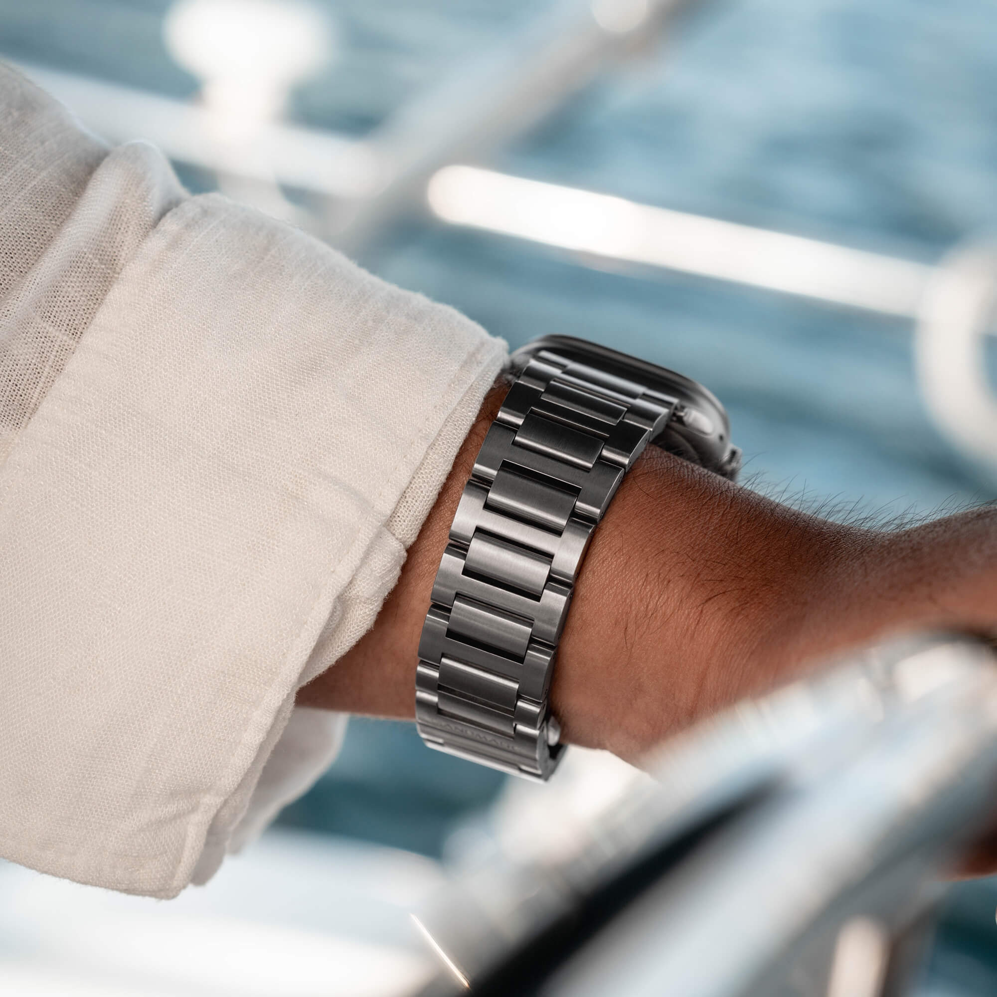 Refurbished Titanium Edition - Apple Watch Ultra Band - Image 14