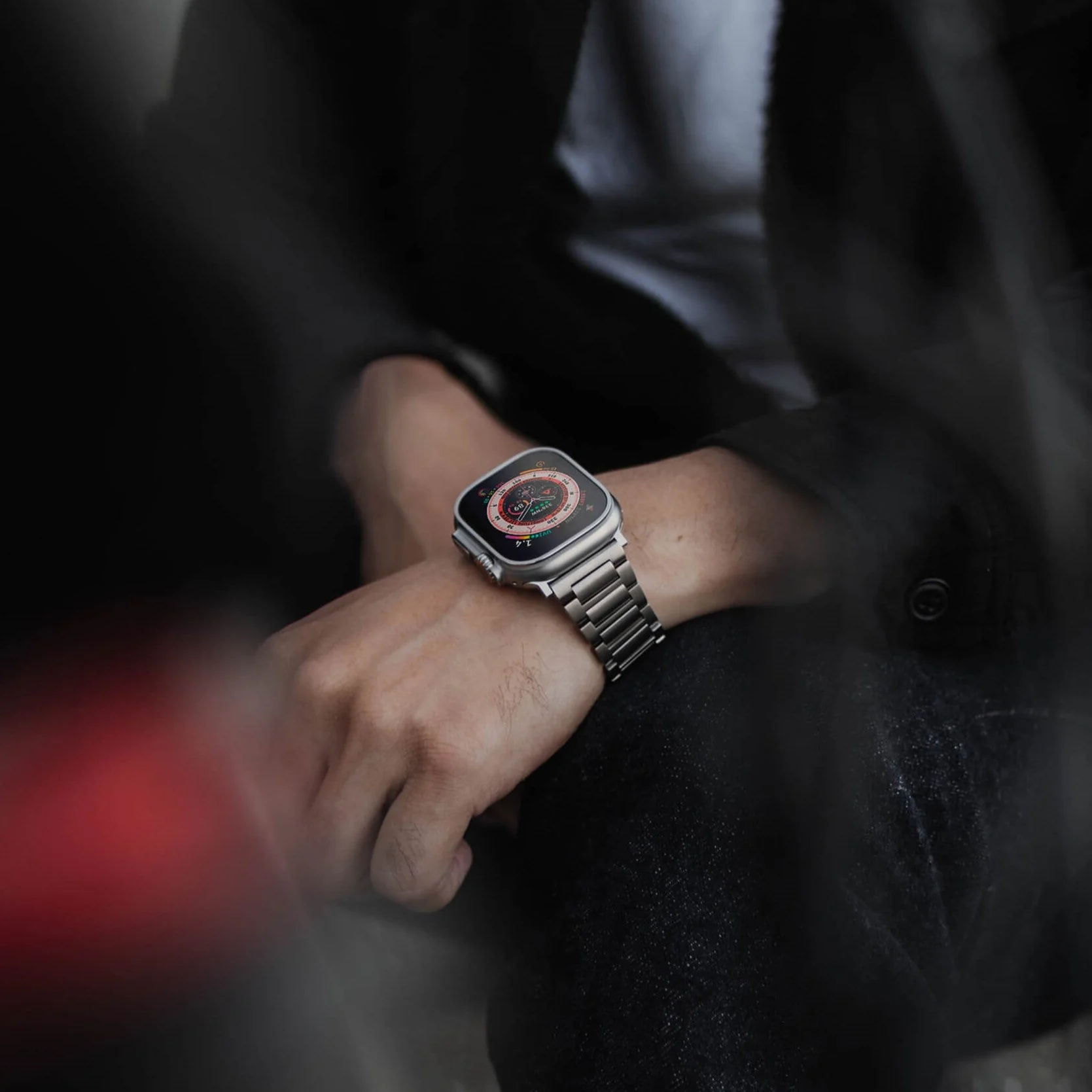 Refurbished Titanium Edition - Apple Watch Ultra Band - Image 4