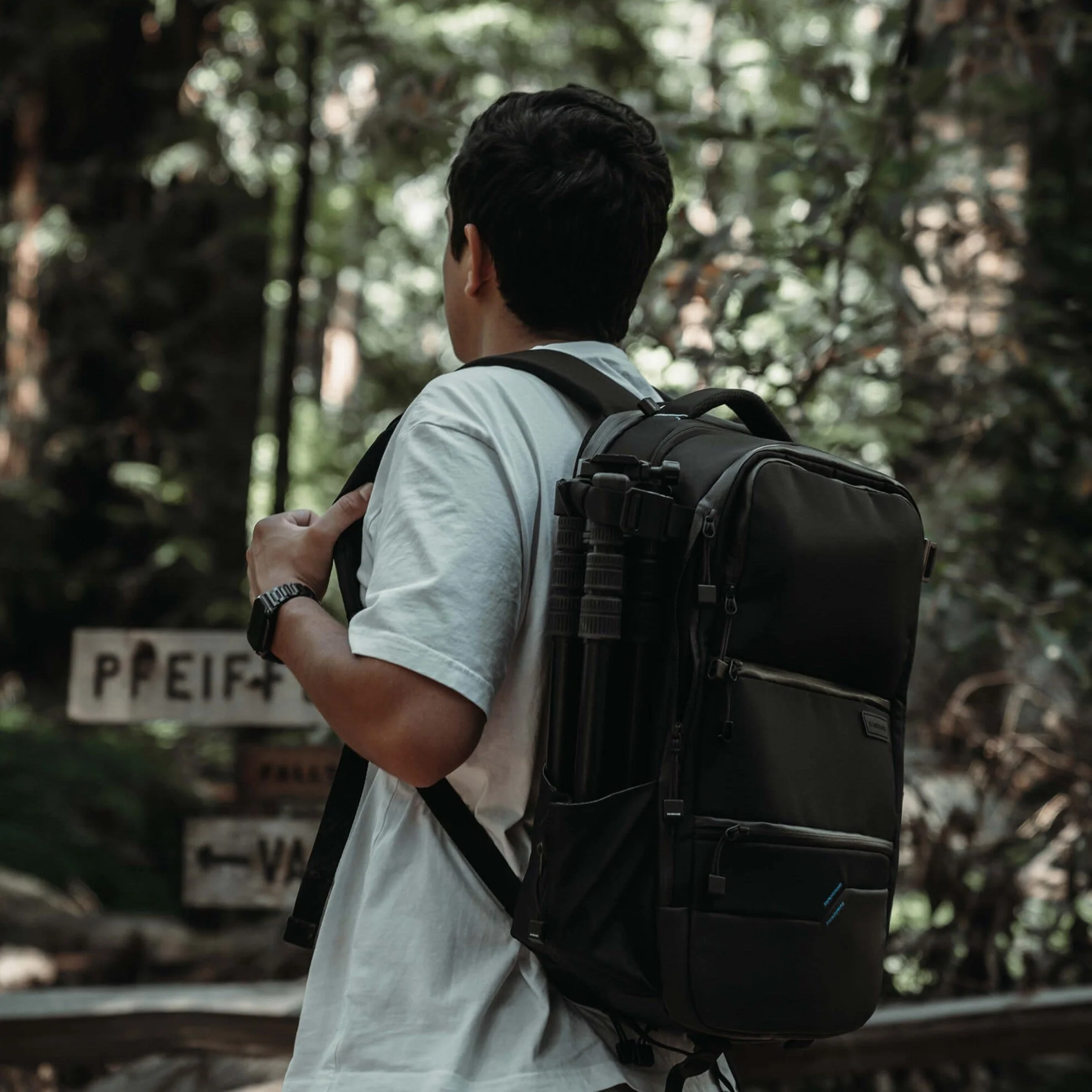 Refurbished Travel Backpack - Image 10