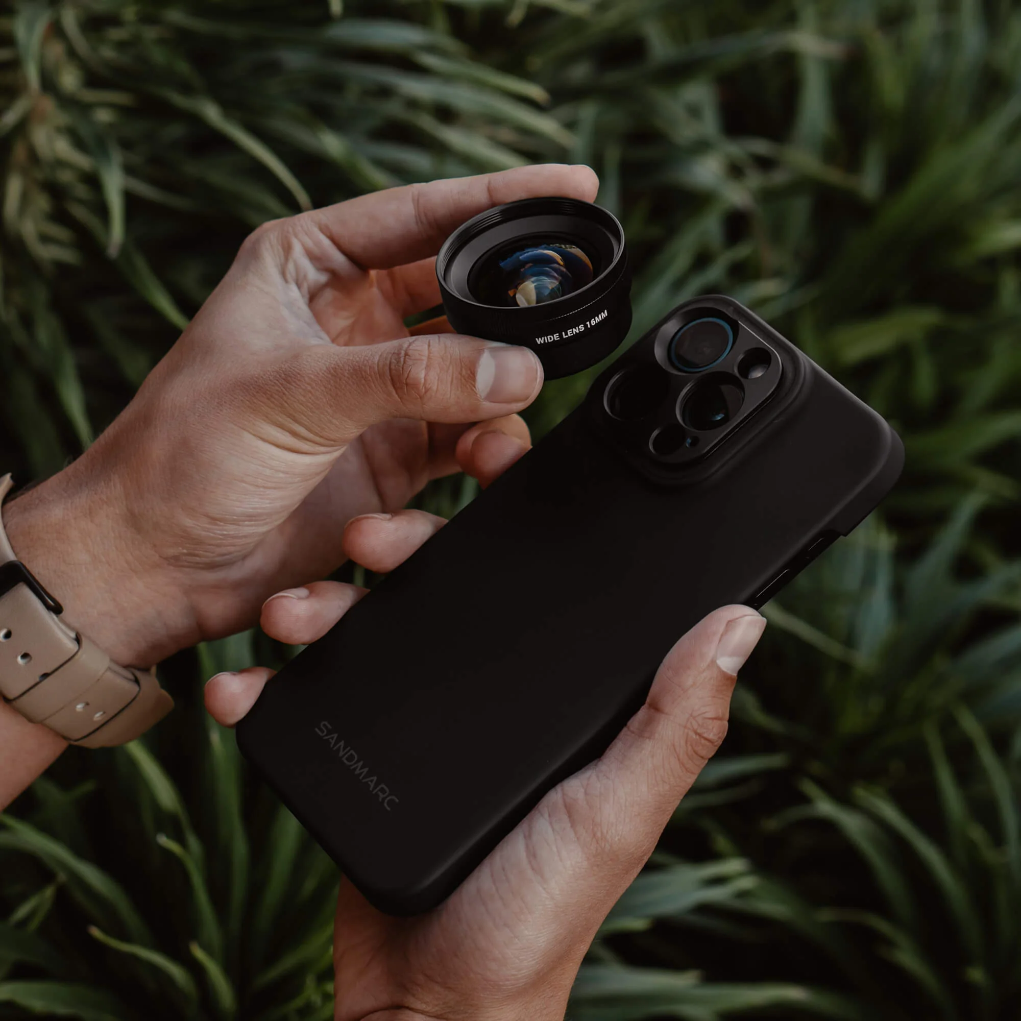 Refurbished Wide Lens Edition - iPhone 15 - Image 3
